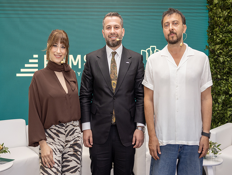 RAMS T�RK�YE'DEN HAZAL KAYA VE AL� ATAY �LE REKLAM �� B�RL���